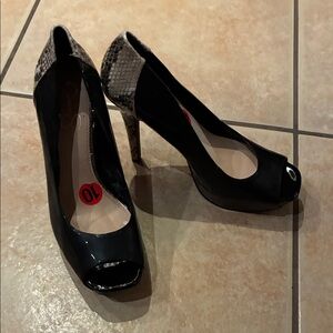 Elegant Black and Snakeskin Peep-Toe High Heels